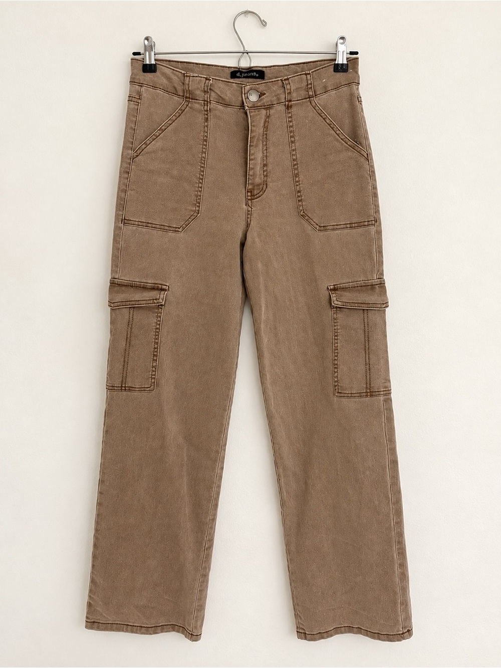 d. jeans Women's Boyfriend Cargo Jeans - Brown